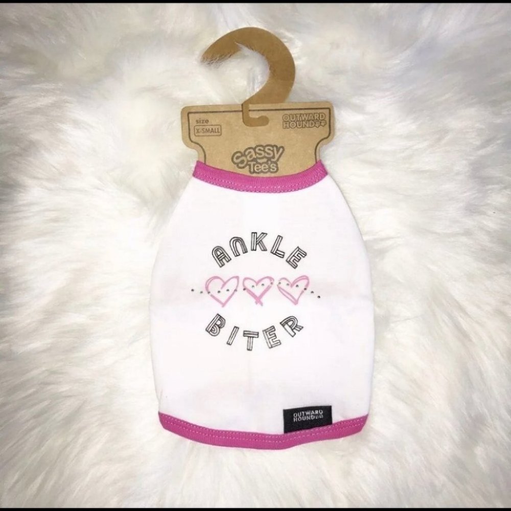 ✨✨5/$10✨✨ SASSY TEE'S T-SHIRT for dogs X-SMALL NEW
